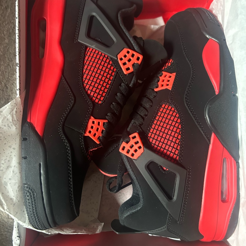Jordan 4 Red Thunder Size 10